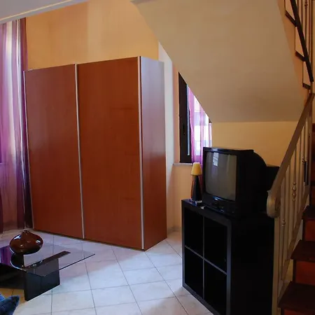 Apartman Palazzo Lucchesi *
